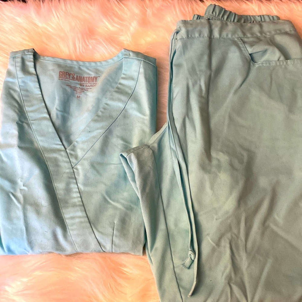Seafoam green Grey’s Anatomy scrub set